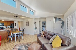 Apartment (1 Bedroom) | Interior - 1 BR Condo in Tucson, Mountain Views (Tucson)