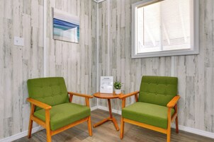 Cottage (2 Bedrooms) | Interior