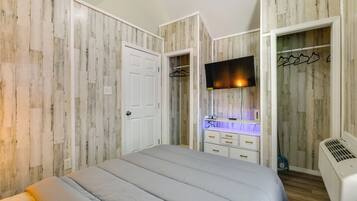 Cottage (2 Bedrooms) | Interior