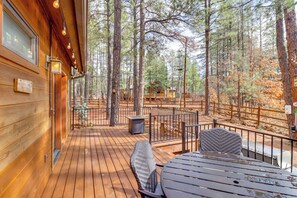 Interior - Golf, Hike, Explore! Family-friendly Pinetop Haven (Pinetop)