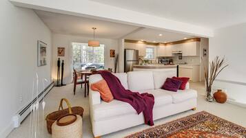 Casa (2 Bedrooms) | Interior