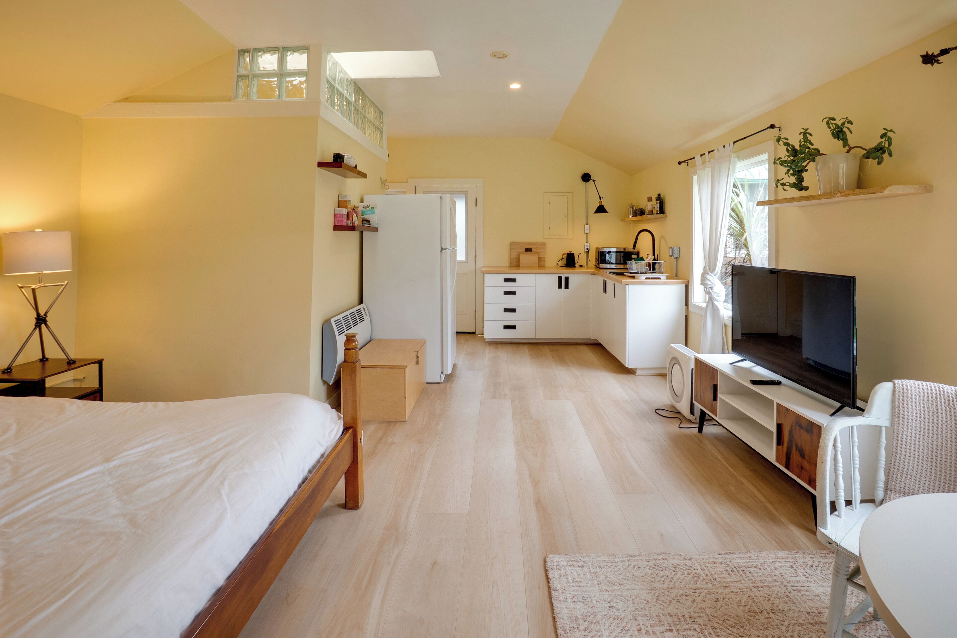 منزل (0 Bedroom) | المنشأة من الداخل