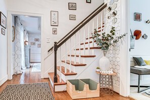 Interior - 4,100-sq-ft Gem w/ Swim Spa & Huge Yard in Raleigh (Raleigh)