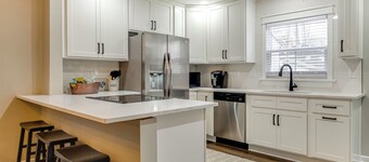 Walk to Downtown Frankfort: Family Home w/ Patio