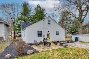 House (2 Bedrooms) | Interior - Walk to Downtown Frankfort: Family Home w/ Patio (Frankfort)