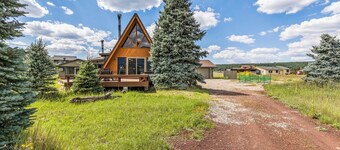 Hike, Ski, Stargaze: Flagstaff Cabin with Breath-Taking Views