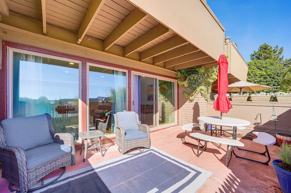 Red Rock Views, Near Trails & Eats in West Sedona