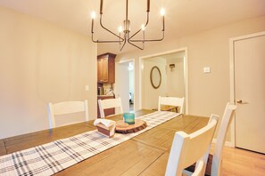 House (6 Bedrooms) | Interior - 4 Mi to Bromley Mtn: Family-friendly Retreat! (Peru)