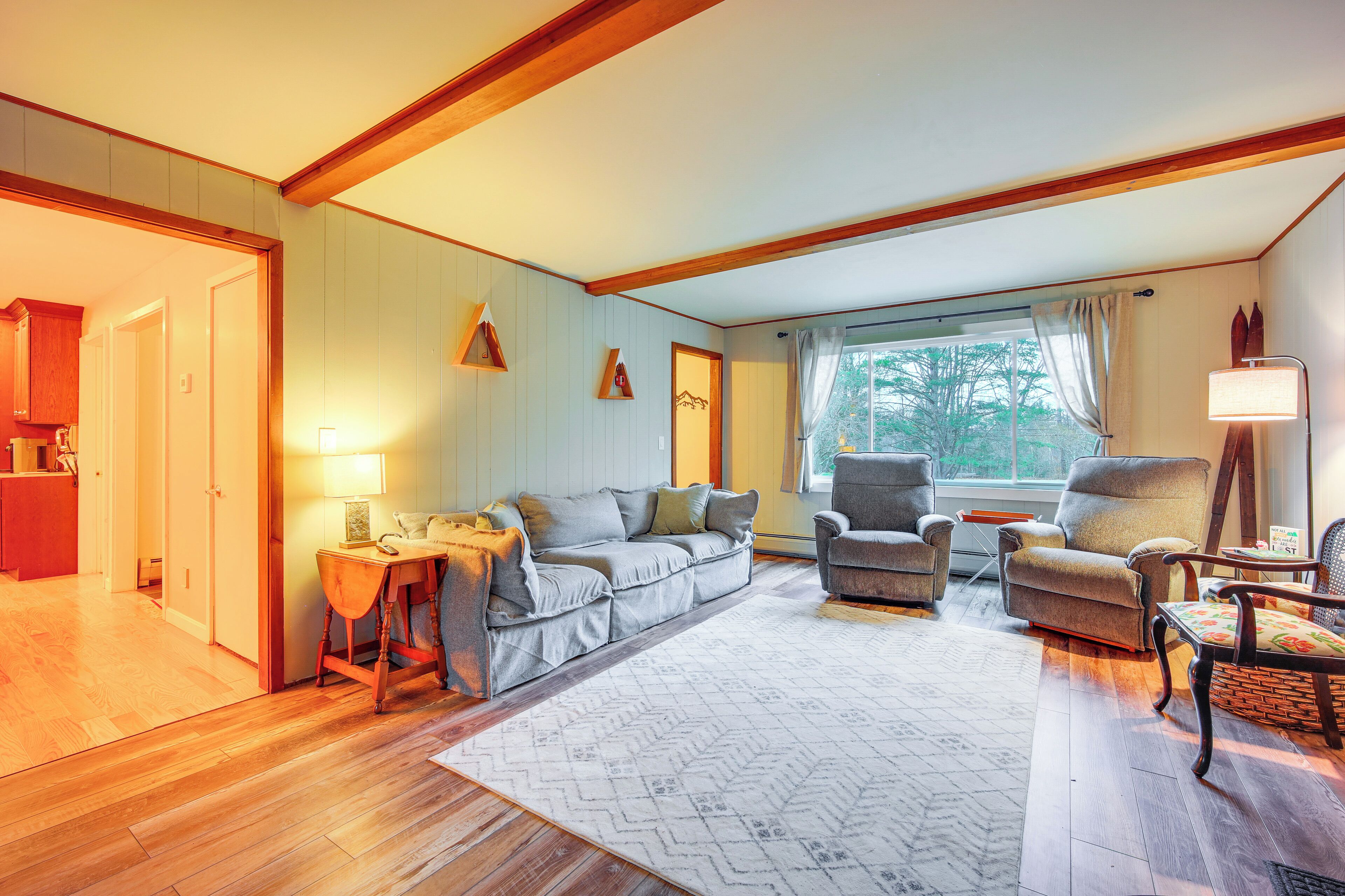 House (6 Bedrooms) | Interior