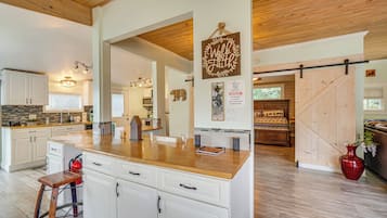 Rumah (2 Bedrooms) | Interior