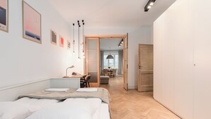 Iron/ironing board, free WiFi - ShortStayPoland Aleje Jerozolimskie B191 (Warsaw)