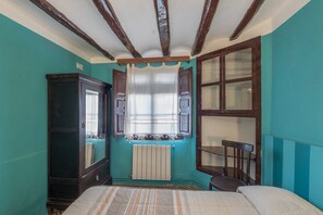 Bügeleisen/Bügelbrett, Bettwäsche