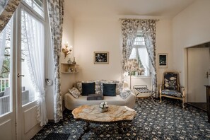 LILIEN | Living area | Computer monitors - Villa Hedwig - Schwarzwald (Badenweiler)