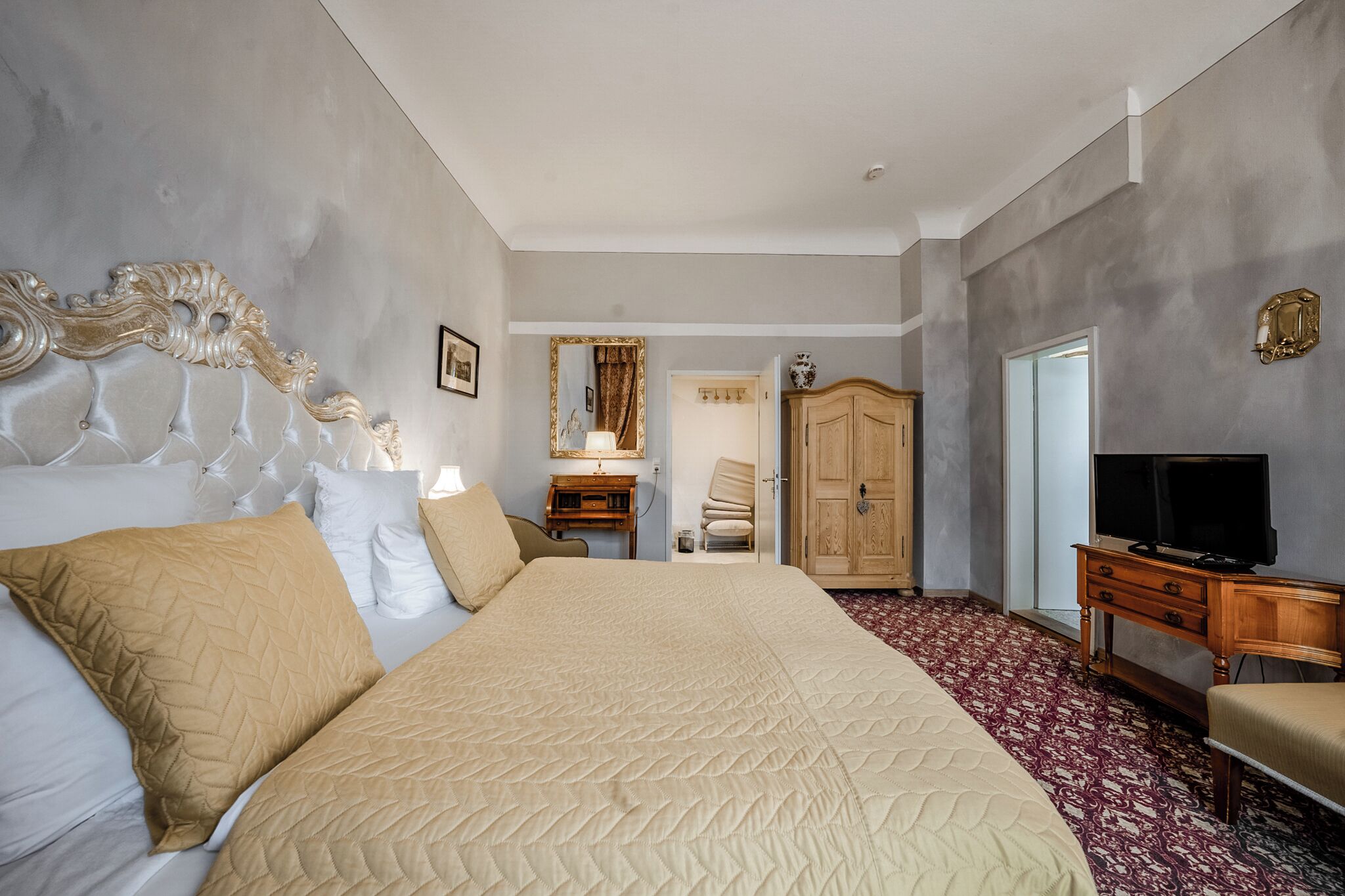 LILIEN | Ylelliset vuodevaatteet, ilmainen Wi-Fi, vuodevaatteet