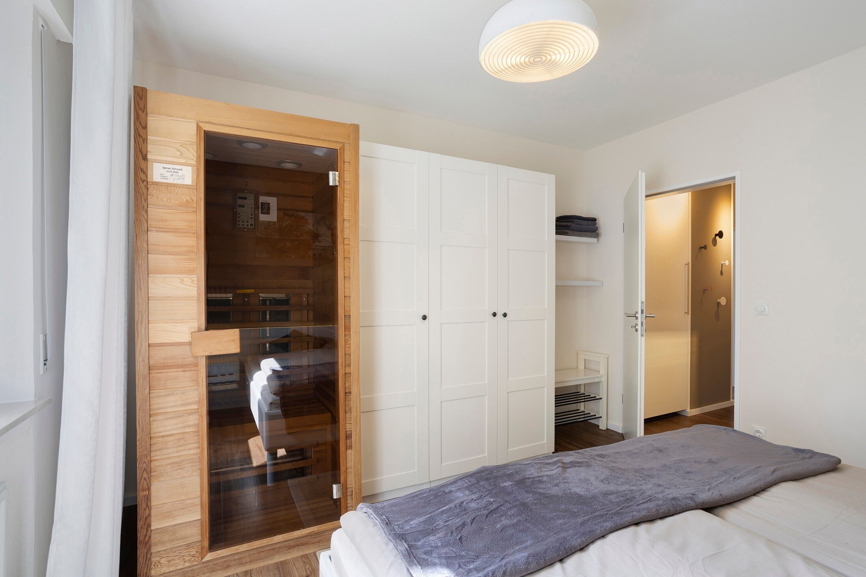 1 bedroom, WiFi, bed sheets