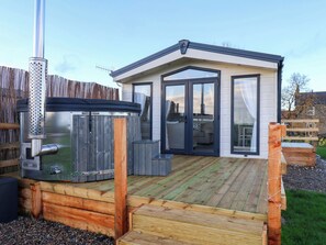 Terrace/patio - Rosefinch Cabin (Scarborough)