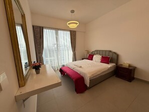 Iron/ironing board, internet, bed sheets - Stylish Furnished 1Bedroom Apartment-KHK -24 (Dubai)