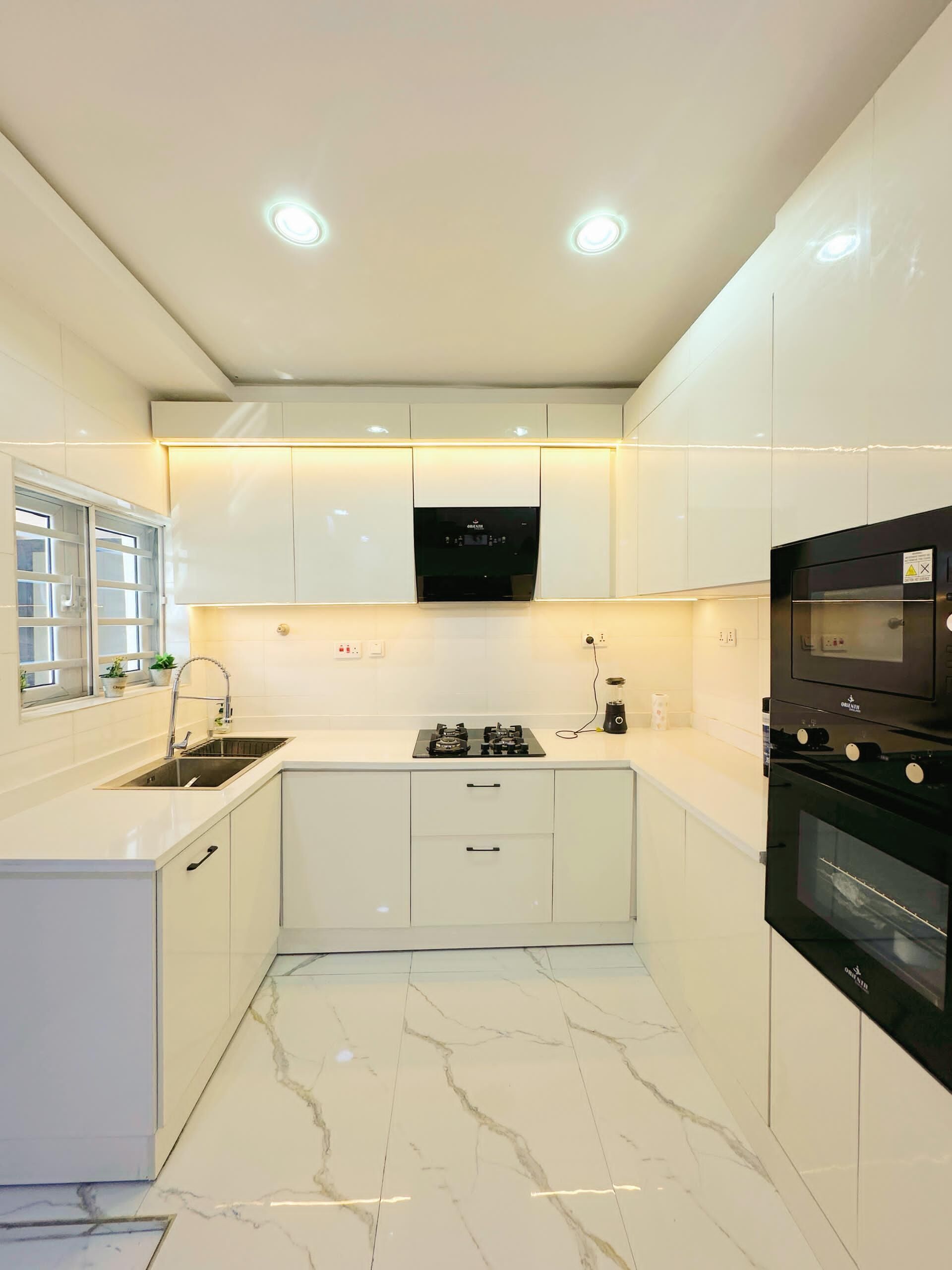 Microondas, horno y parrilla de estufa 