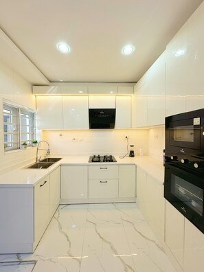 ميكروويف، فرن، موقد طهي مسطح