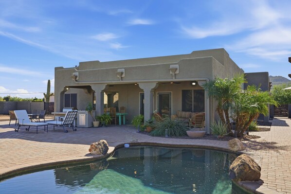 House, 4 Bedrooms | Pool | Outdoor pool