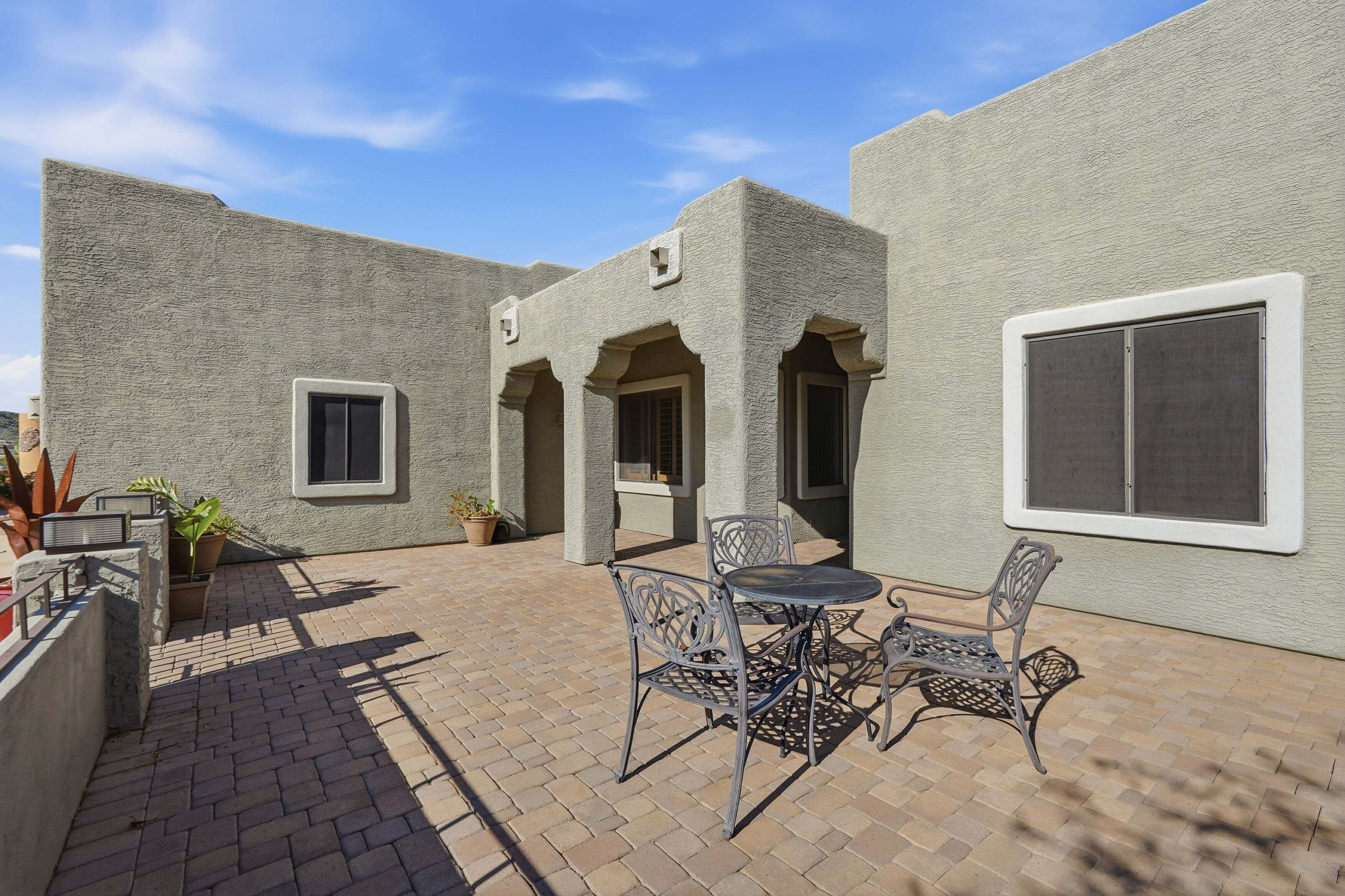 House, 4 Bedrooms | Outdoor dining