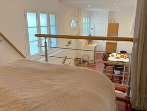 1 bedroom, desk, iron/ironing board, free WiFi - Le Loft Mont-Cenis (Paris)