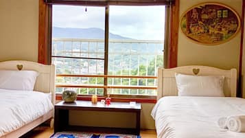 4 chambres, fer et planche à repasser, Wi-Fi, draps fournis