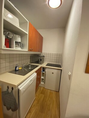 Private kitchen - Le Hameau des Ecrins Apartment 4/6 persons (Puy-Saint-Vincent)