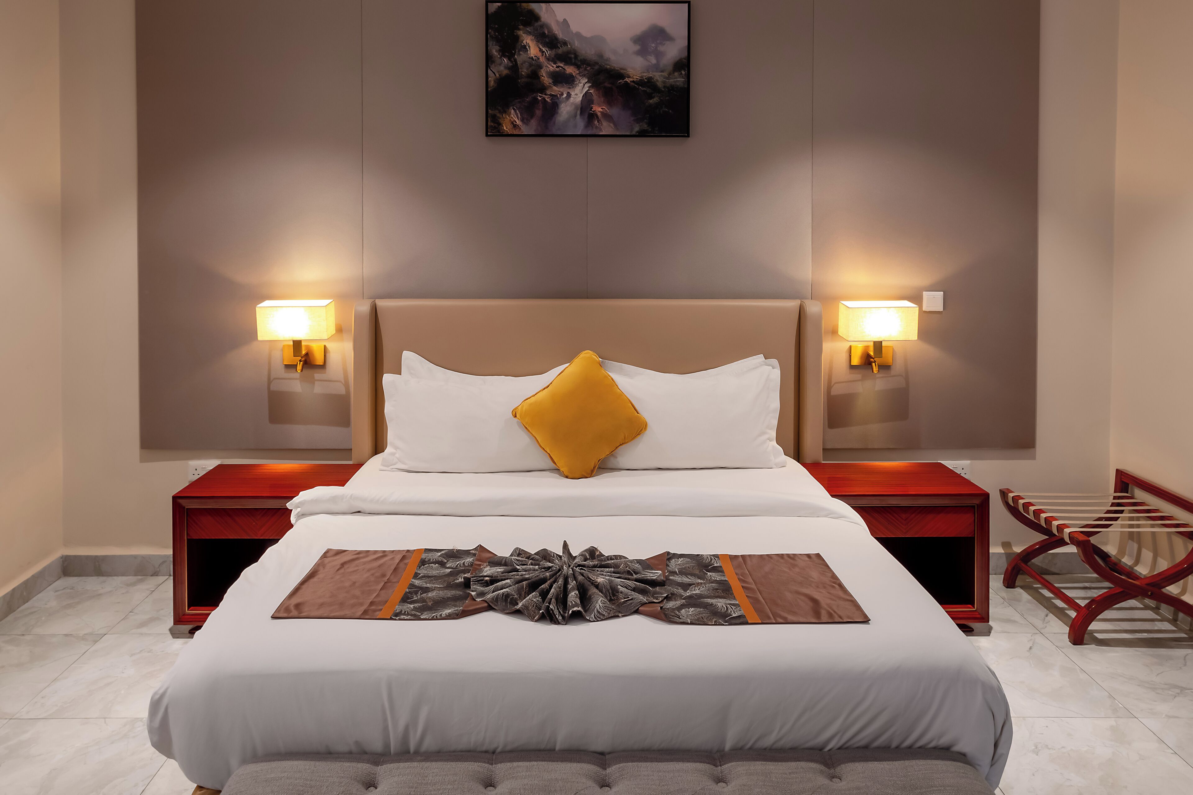 In-room safe, soundproofing, free WiFi