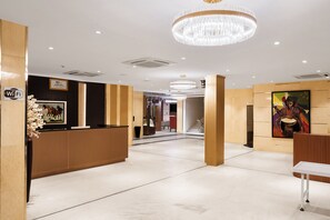 Lobby - BON Hotel Pearl Jabi Lake (Abuja)