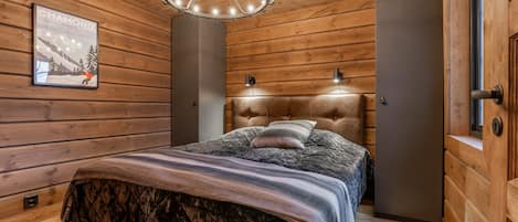 Maison Standard, plusieurs chambres, 2 salles de bains (Winter Haven Idre) | 4 chambres, espace de travail pour ordinateurs portables