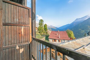 Honeymoon Apartment, Multiple Bedrooms (Champlas Suite) | Property grounds - Champlas Suite (Sestriere)