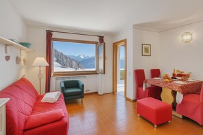 Dining - Argentera Apartment (Sauze di Cesana)