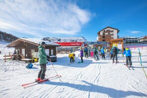 Snow and ski sports - Argentera Apartment (Sauze di Cesana)