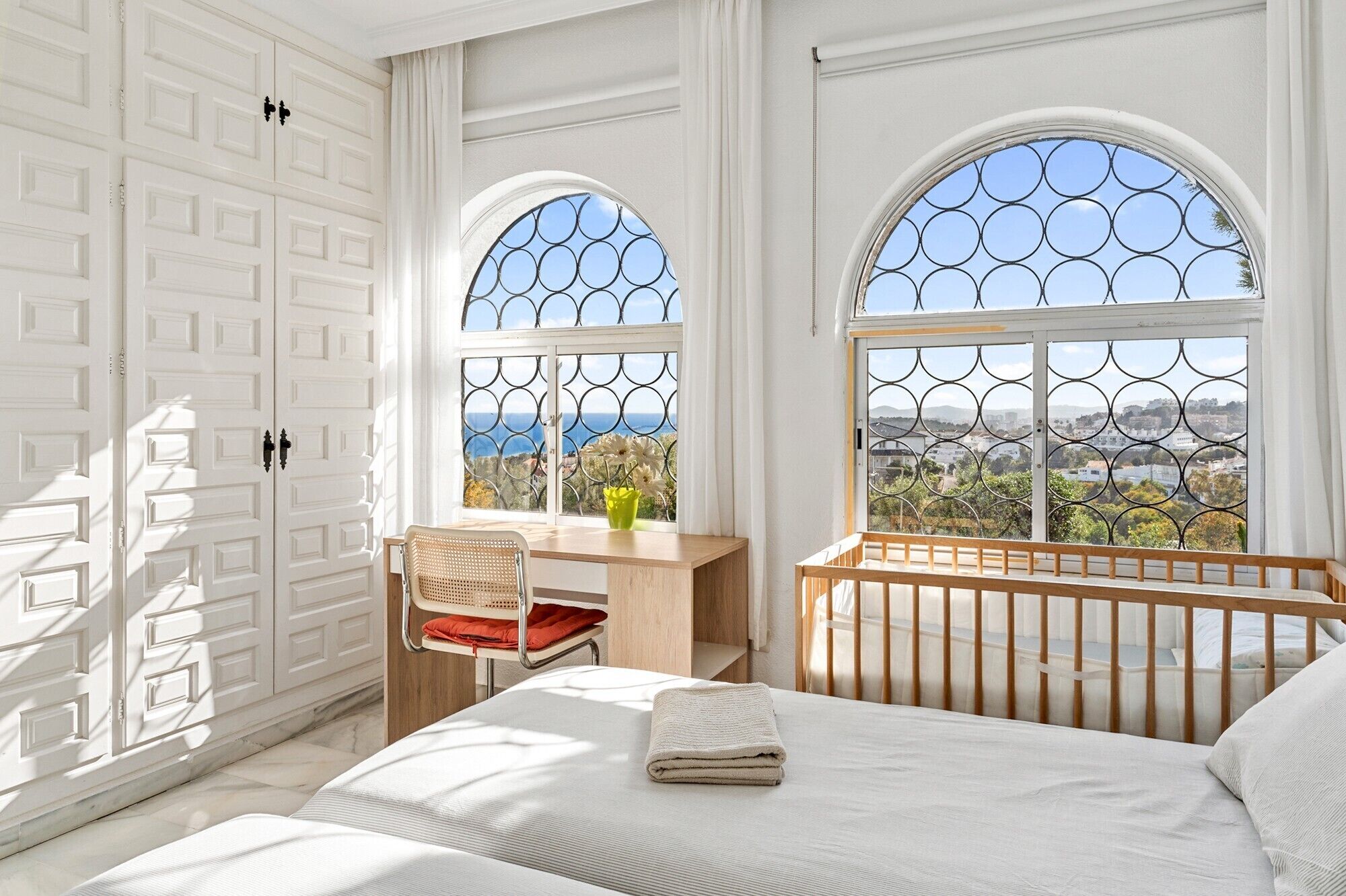 熨斗/熨衣板、WiFi、床单