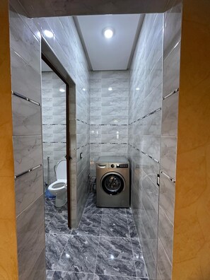 Apartament familiar, vistes al mar | Bany