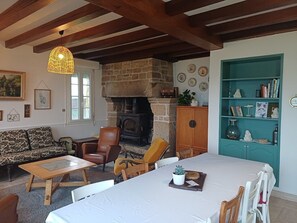 Interior - The House of Iniz er Mour (Sainte-Hélène)