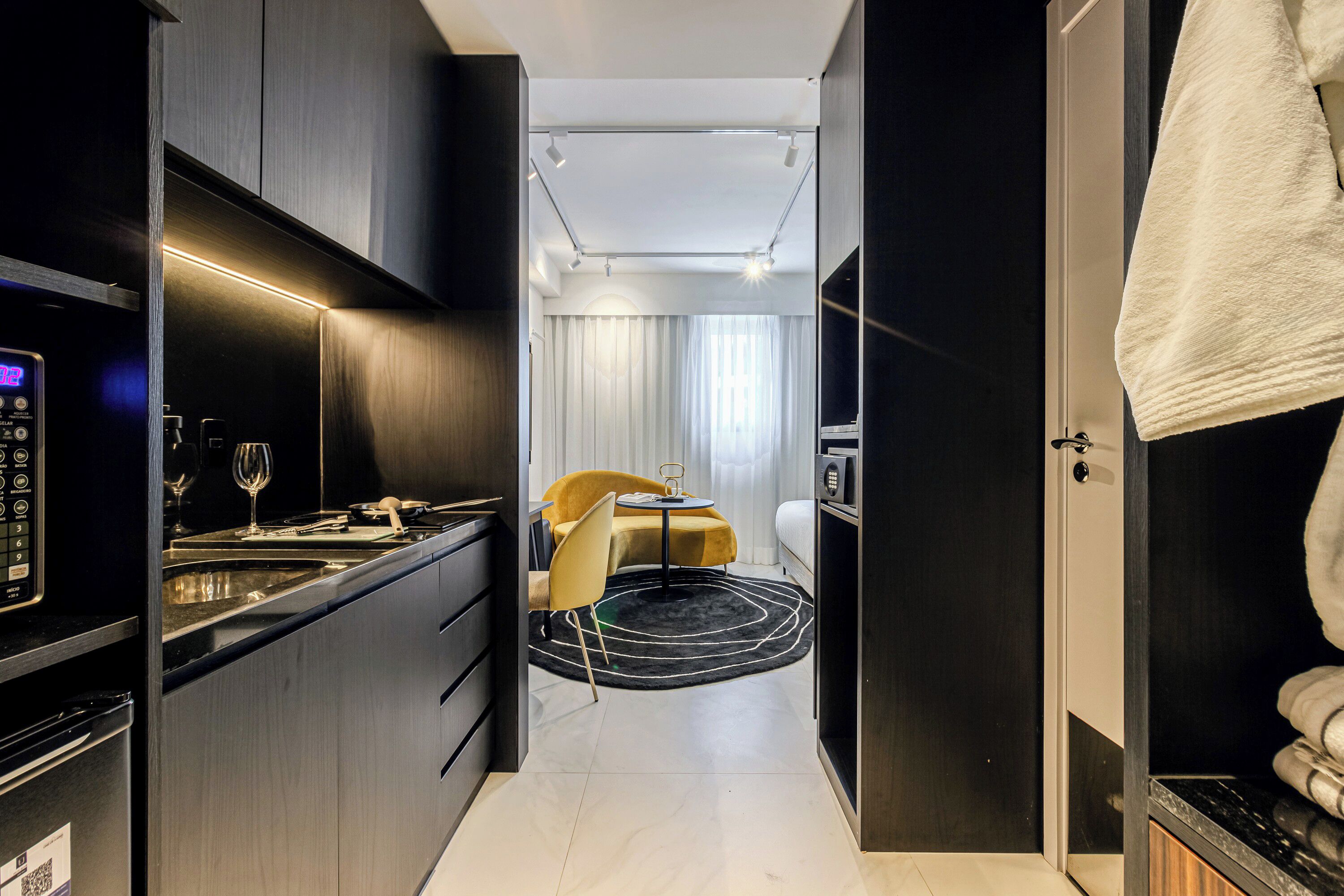 Studio Casal PNE | Private kitchen | Mini-fridge, microwave, stovetop, espresso maker