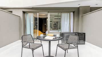 Studio Garden | Sacada