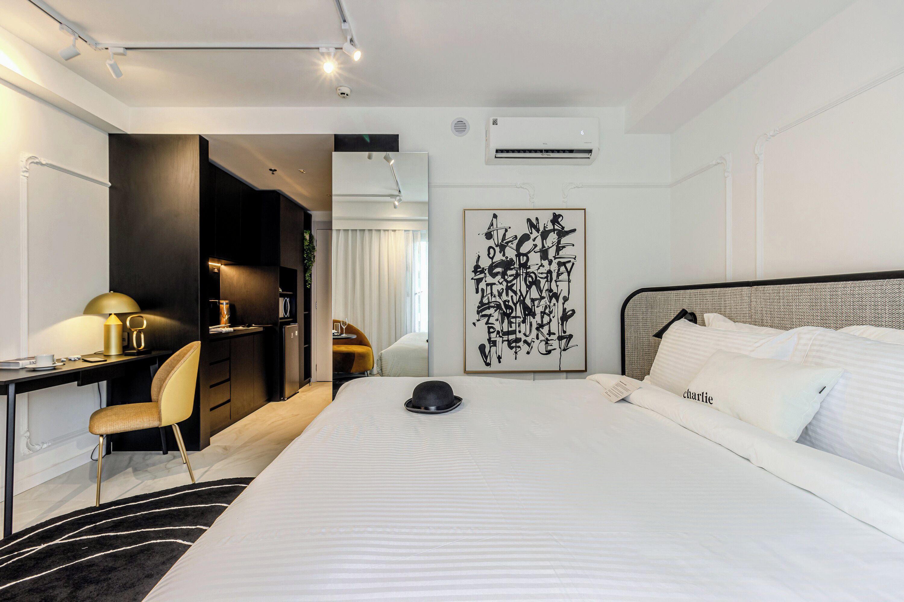 Studio Casal | Hypo-allergenic bedding, individually decorated, individually furnished