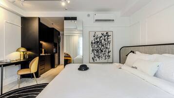 Studio Casal | Hypo-allergenic bedding, individually decorated, individually furnished