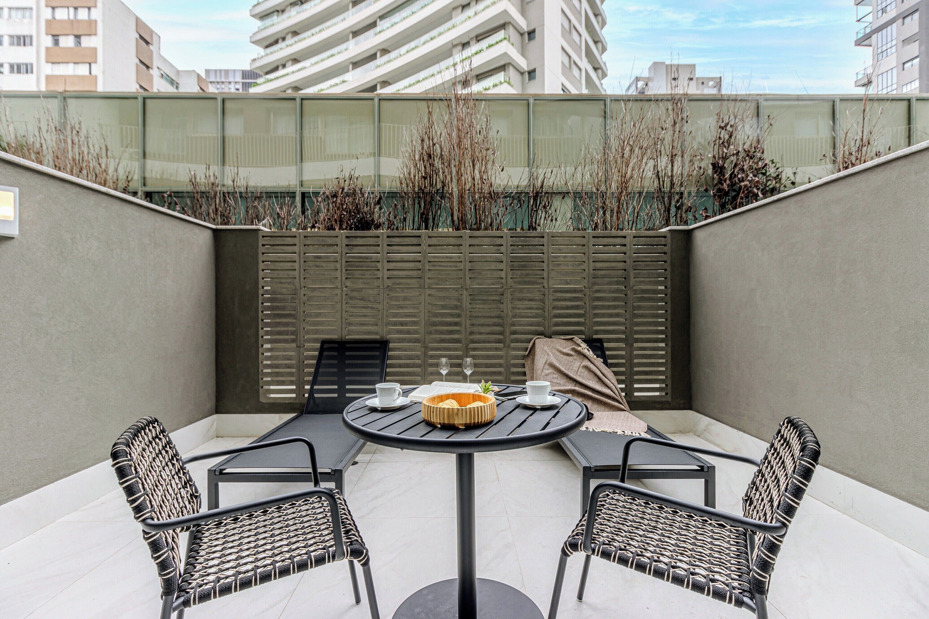 Studio Garden | Sacada