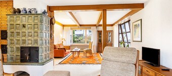Holiday Home 'Hebborn' with Private Terrace, Shared Garden and Wi-Fi