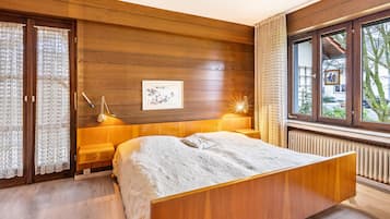 4 Schlafzimmer, Bügeleisen/Bügelbrett, WLAN, Bettwäsche