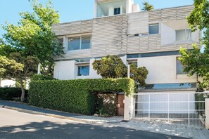 Exterior - Elegant Fresnaye Ocean View 4bed Nerine Manor (Cape Town)