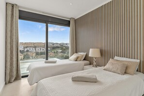 Fer et planche à repasser, Wi-Fi, draps fournis