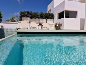 Pool - Modern Villa Lynx with Sauna, Heated Infinity Pool, and Garden (Las Lagunas de Mijas)
