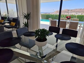 Dining - Modern Villa Lynx with Sauna, Heated Infinity Pool, and Garden (Las Lagunas de Mijas)