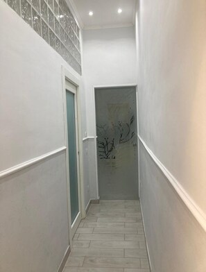 Interior - Lucy vacation home studio apartment located within walking distance from port of torre del greco (Torre del Greco)