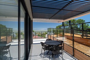 基本公寓 | 室外用餐